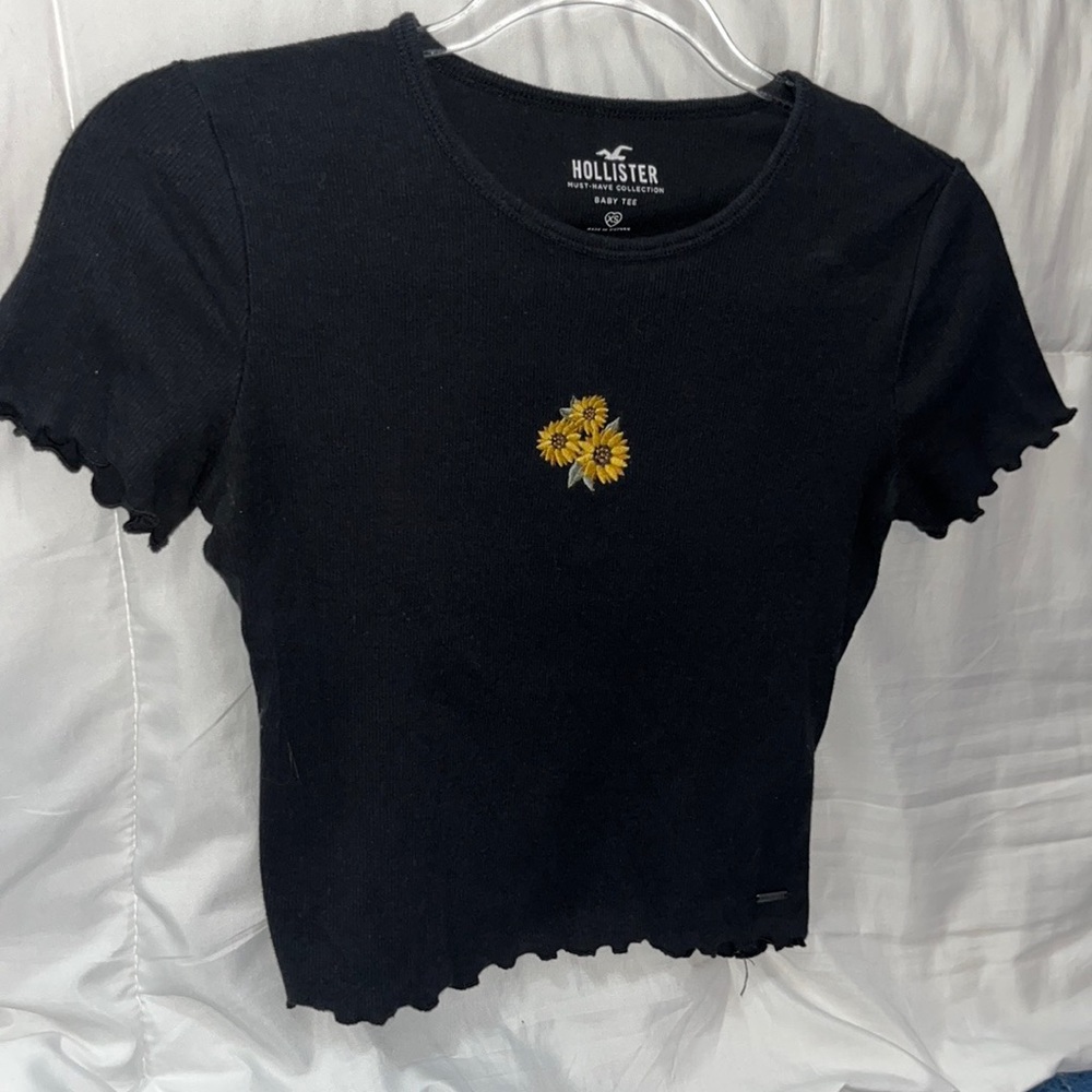 Hollister Baby Tee